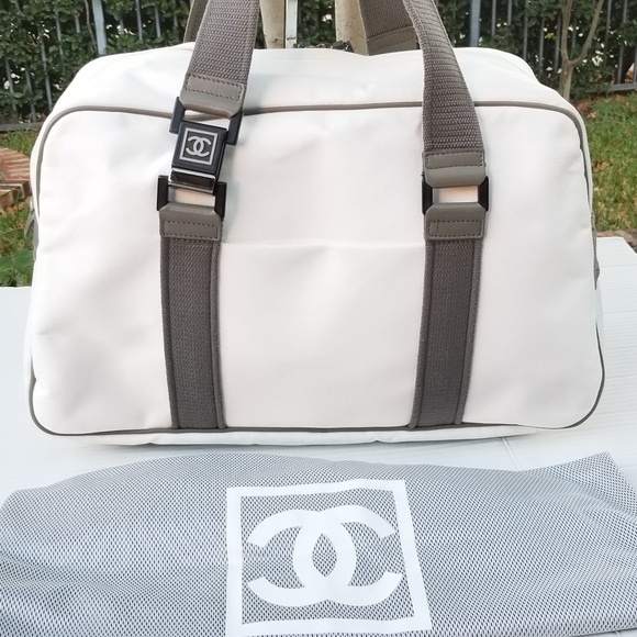 Chanel Rare Sports Line White Canvas Vintage Boston 40 duffle Carryall Tote bag - Picture 10 of 16